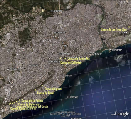 Mapa satelital de Santo Domingo con la situación de las cavernas con arte rupestre